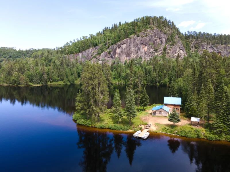 COUCOUCACHE CABIN — Pourvoirie Québec Azimut – Pourvoirie Québec Azimut