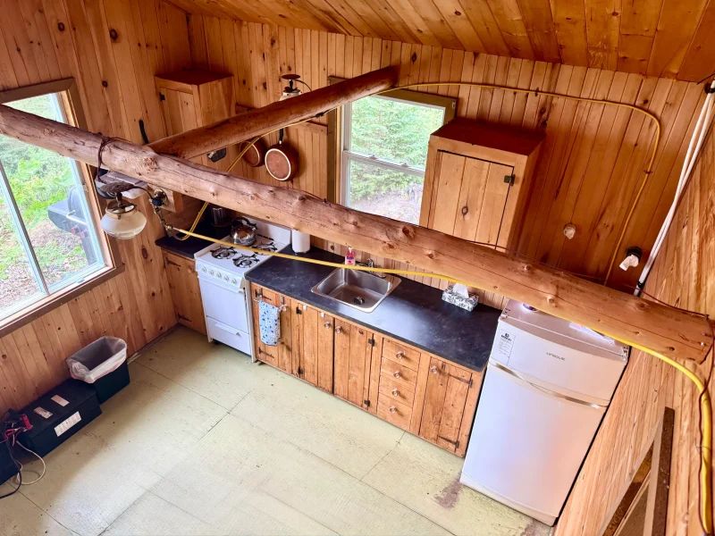 CHALET HÉLÈNA — Pourvoirie Québec Azimut – Pourvoirie Québec Azimut