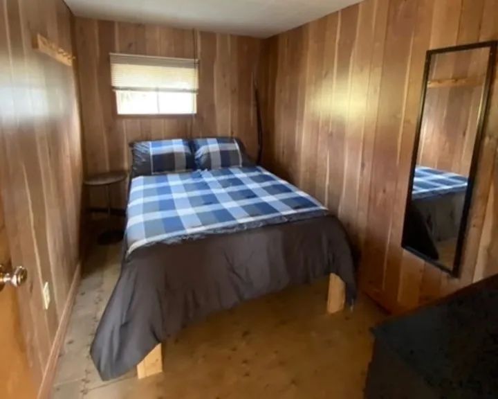 Blue Cabin — Pourvoirie Red Pine – Pourvoirie Red Pine