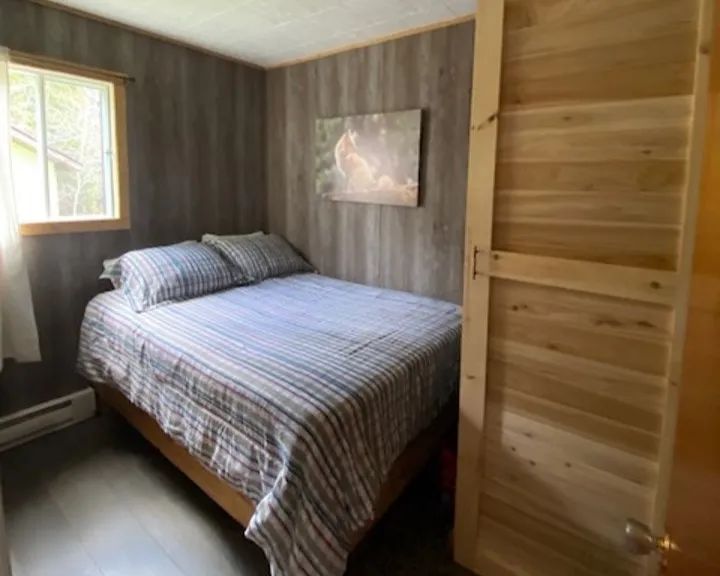 Red Cabin – Pourvoirie Red Pine