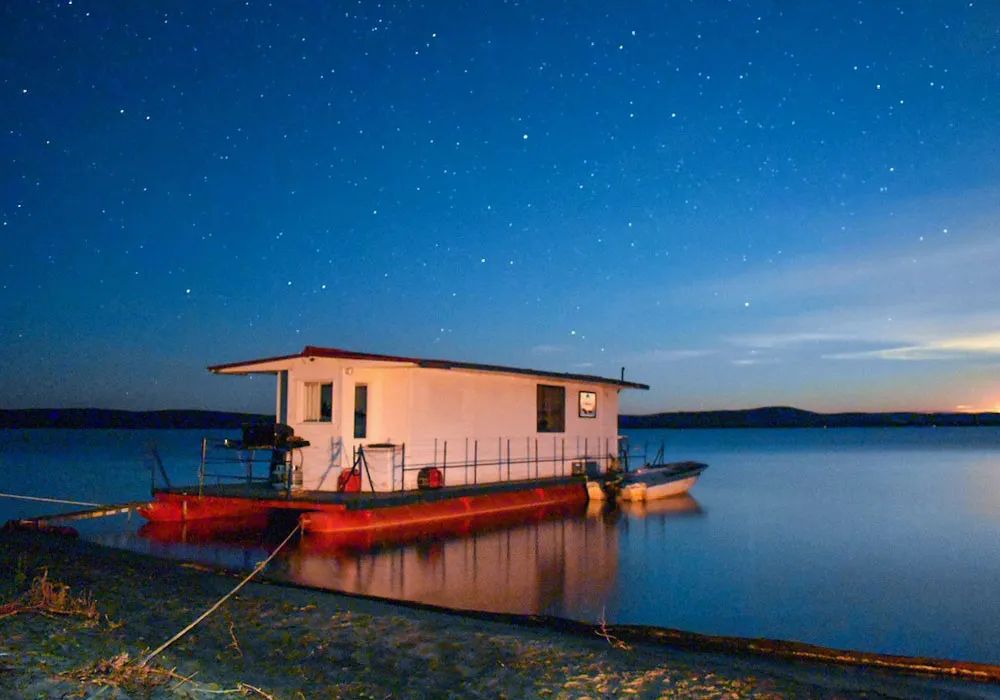 BATEAU-MAISON 17 – BATEAU-MAISON 17