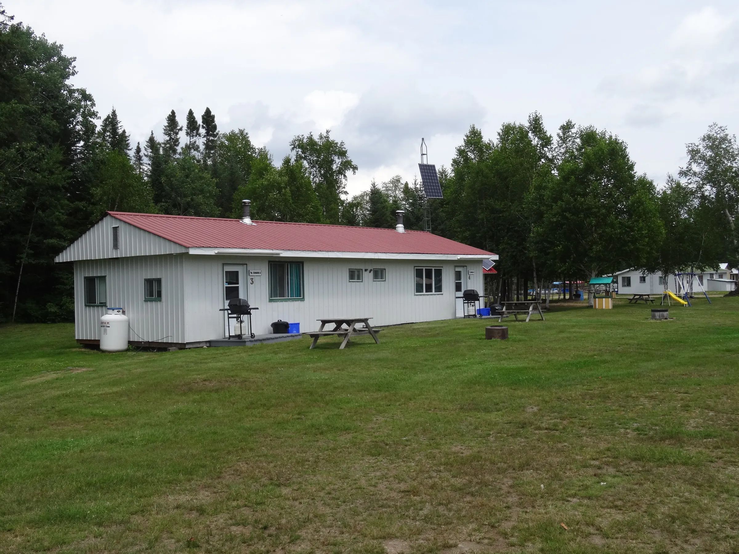 LE CANARD CABIN — Pourvoirie Rothman – Pourvoirie Rothman