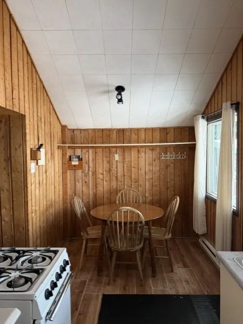 Chalet 3 — Pourvoirie Scott – Pourvoirie Scott