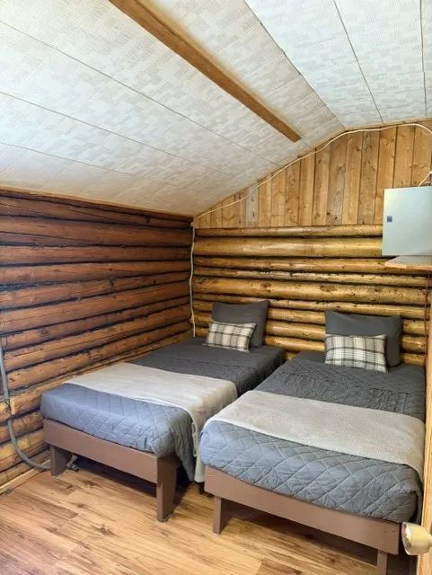 Chalet 4 — Pourvoirie Scott – Pourvoirie Scott
