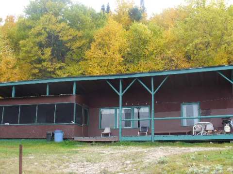 Cottage 8 – Pourvoirie Scott