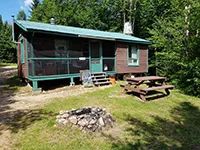 Cabin Cottage 9 — Pourvoirie Scott – Pourvoirie Scott