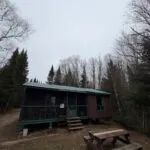 Cabin Cottage 9 — Pourvoirie Scott – Pourvoirie Scott
