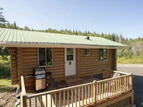 DÉBARCADÈRE CABIN – Pourvoirie Seigneurie Nicolas Riou