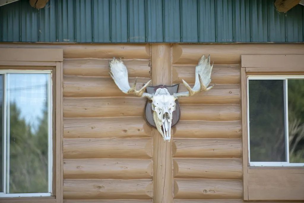 DÉBARCADÈRE CABIN — Pourvoirie Seigneurie Nicolas Riou – Pourvoirie Seigneurie Nicolas Riou