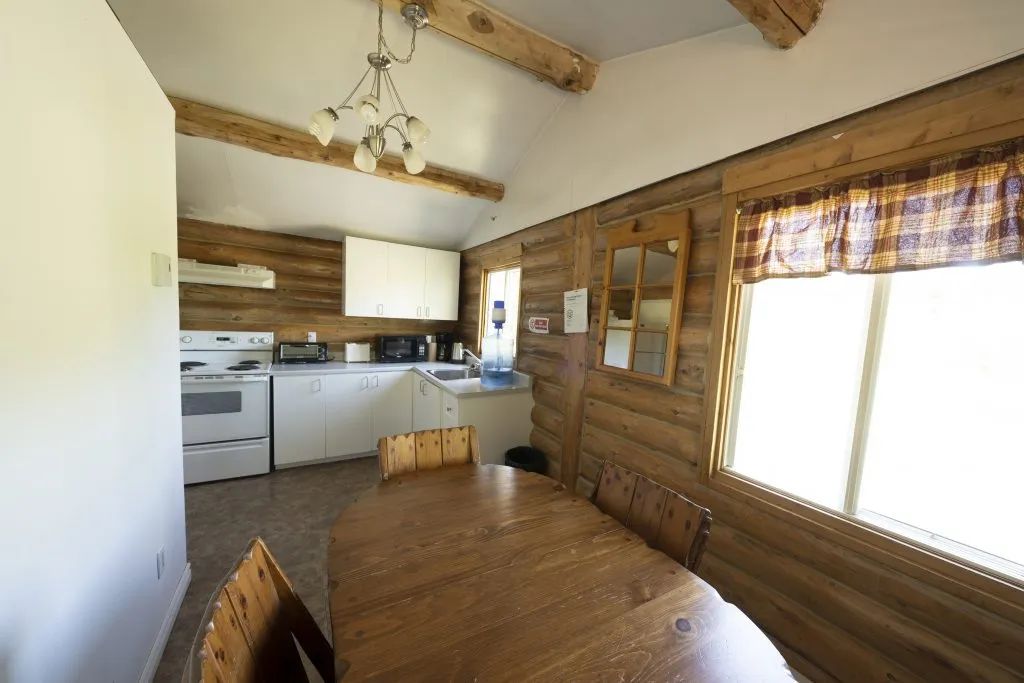 DÉBARCADÈRE CABIN — Pourvoirie Seigneurie Nicolas Riou – Pourvoirie Seigneurie Nicolas Riou