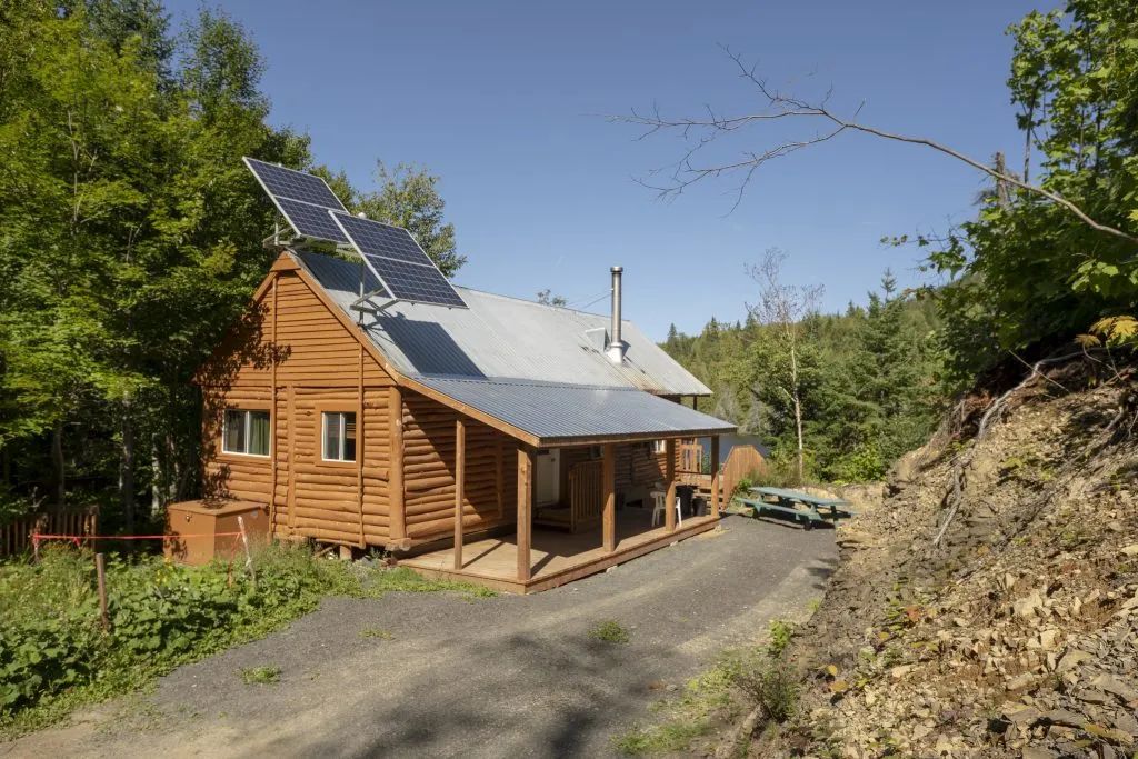 LAC THOM CABIN — Pourvoirie Seigneurie Nicolas Riou – Pourvoirie Seigneurie Nicolas Riou