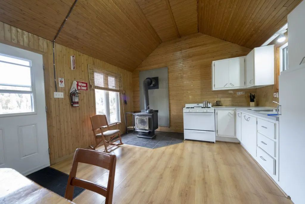 CHALET LAC BLANC — Pourvoirie Seigneurie Nicolas Riou – Pourvoirie Seigneurie Nicolas Riou