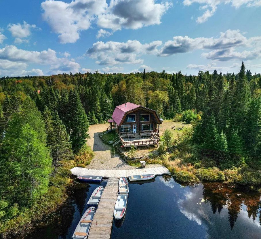 Chalet Petit bois franc – Pourvoirie Saint-Zénon