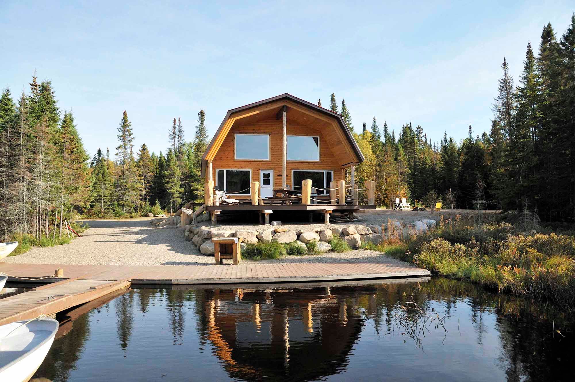 Chalet Petit bois franc — Pourvoirie Saint-Zénon – Pourvoirie Saint-Zénon