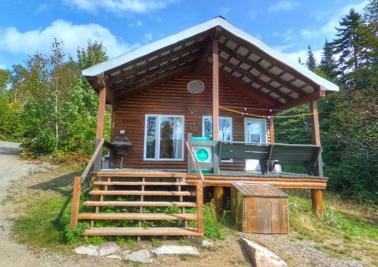 Chalet LE GRAND BOIS FRANC — Pourvoirie Saint-Zénon – Pourvoirie Saint-Zénon