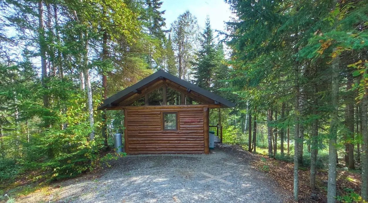 Cabin MINI CHALET - OASIS — Pourvoirie Saint-Zénon – Pourvoirie Saint-Zénon