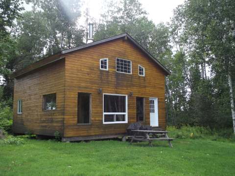 COTTAGE 11 – Pourvoirie Tawanipi