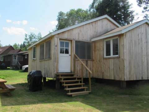 CHALET 6 – Pourvoirie Tawanipi