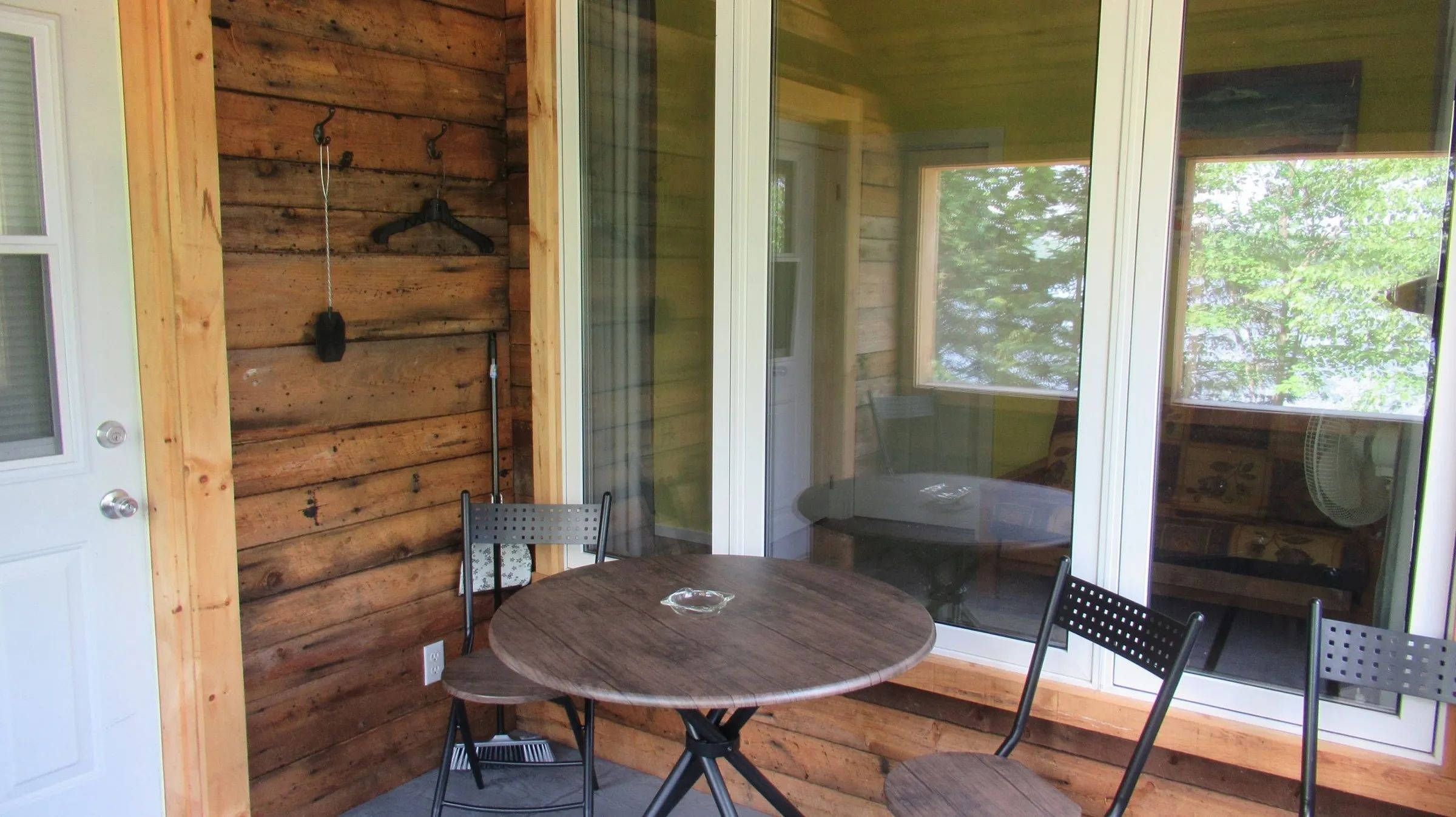 CHALET 6 — Pourvoirie Tawanipi – Pourvoirie Tawanipi