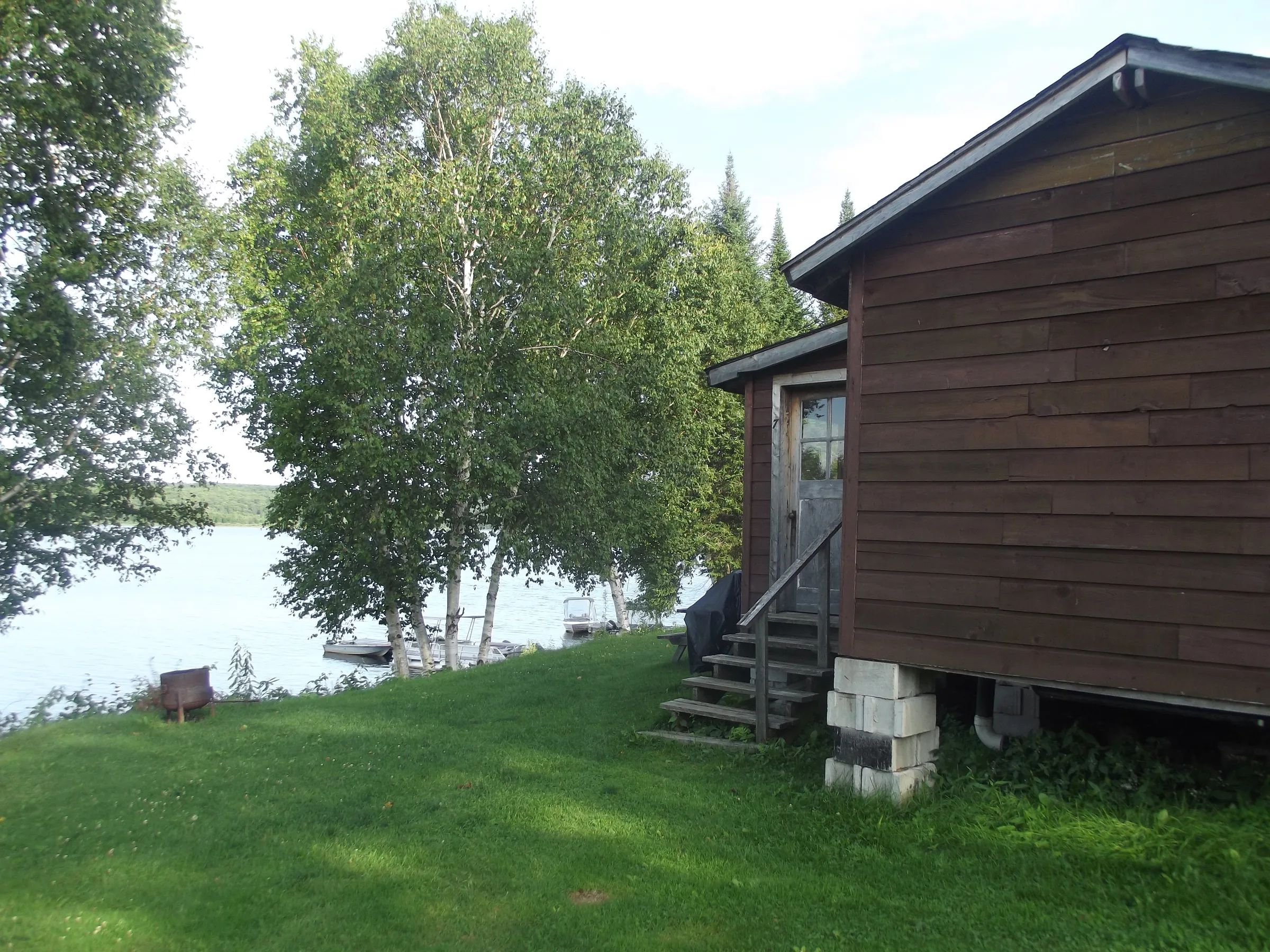 CHALET 7 — Pourvoirie Tawanipi – Pourvoirie Tawanipi
