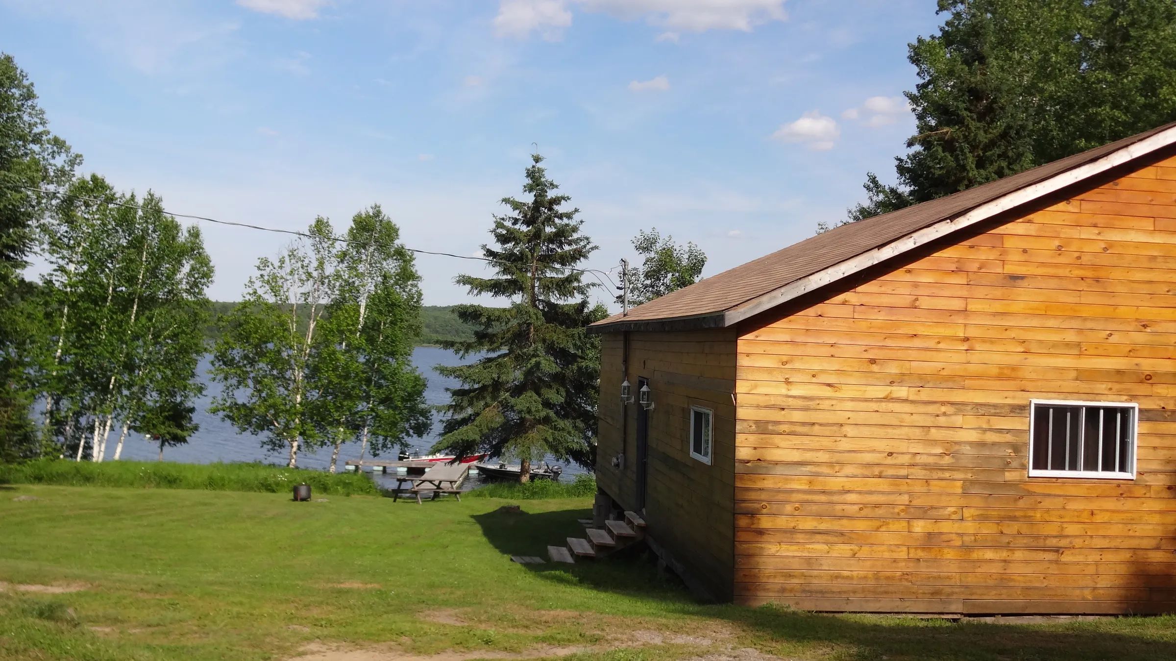CHALET 9 — Pourvoirie Tawanipi – Pourvoirie Tawanipi
