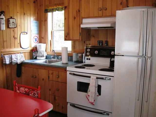 CABIN 4 — Pourvoirie Tisonagan – Pourvoirie Tisonagan