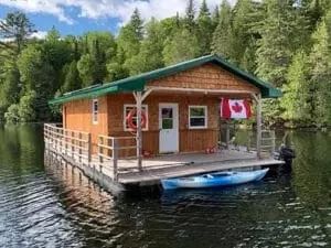 Chalet Flottant — Pourvoirie Tisonagan – Pourvoirie Tisonagan