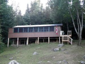 CHALET OUTPOST – Pourvoirie Tisonagan