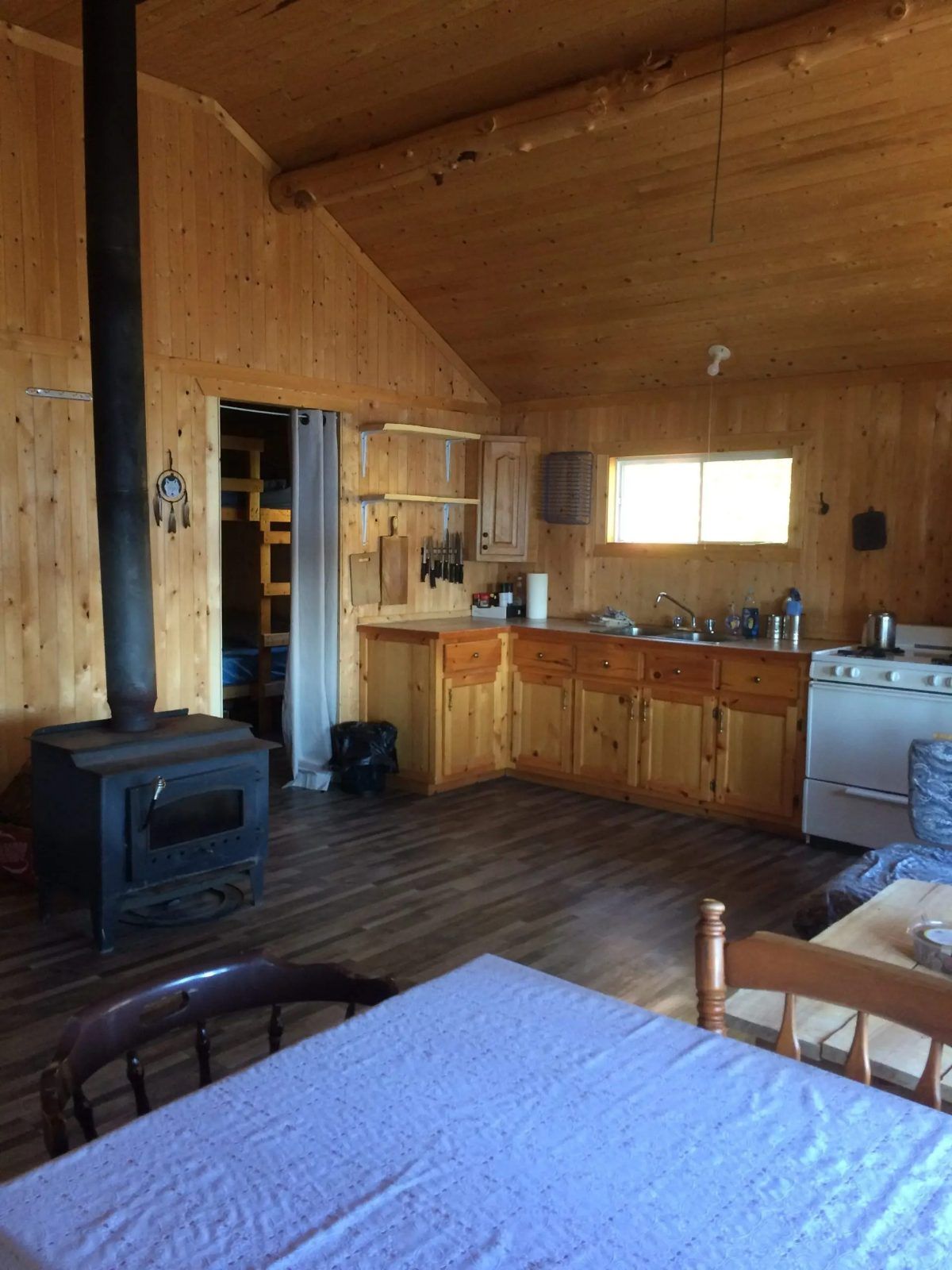 CHALET DU LAC DRAGON – Pourvoirie Waban-Aki