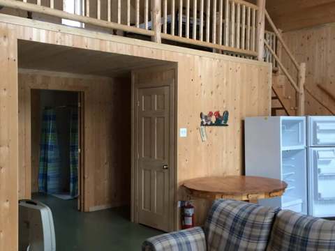 GUILLAUME CHALET – Pourvoirie Waban-Aki
