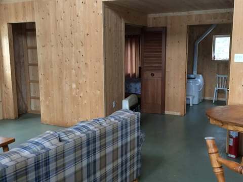 GUILLAUME CHALET – Pourvoirie Waban-Aki