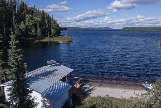 Cabin CAMPS JULIEN — Pourvoirie WetetNagami Inc. – Pourvoirie WetetNagami Inc.