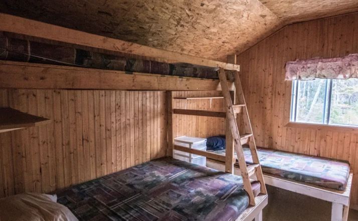 Cabin CAMPS ROSALIE — Pourvoirie WetetNagami Inc. – Pourvoirie WetetNagami Inc.