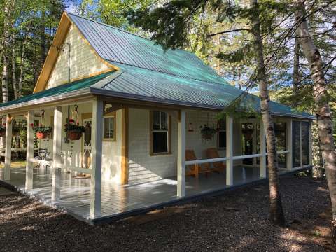 The Beck Lodge – Camp Bonaventure - Division Salmon Lodge