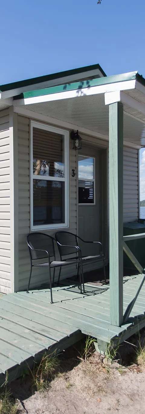 Souvenirs de séjour et paysage au Club du lac Musquaro chez Société en Commandite du Lac Musquaro, Côte-Nord, Québec