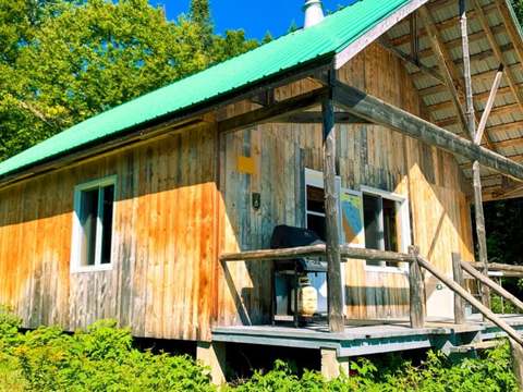 L'OURS CABIN – Vent de la Savane