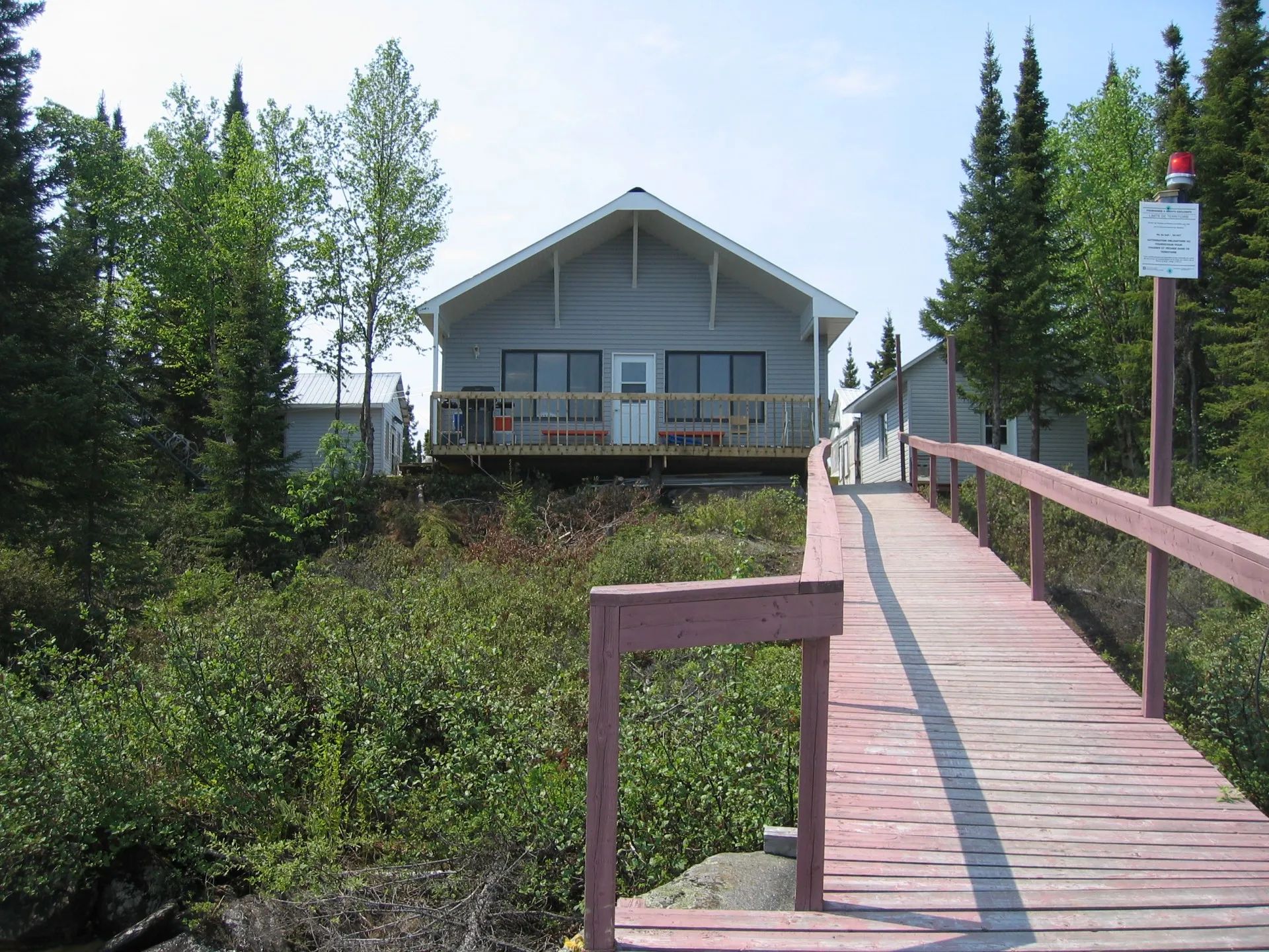 Chalet 24' x 36' - Lac Piraube — Pourvoirie Aventures Nipissi 2020 – Pourvoirie Aventures Nipissi 2020