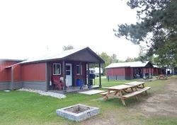 Chalet 2 — Pavillon Arc-en-Ciel – Pavillon Arc-en-Ciel