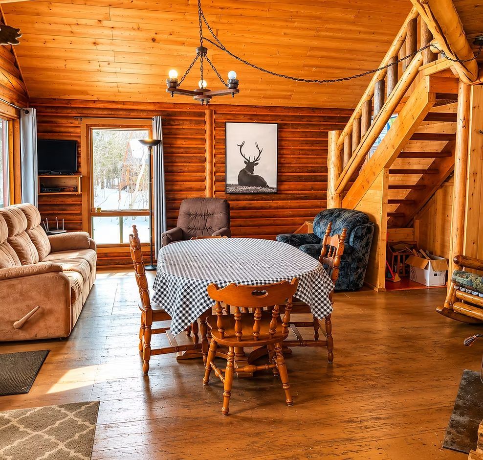 CHALET 1 — Domaine Sylva Outfitter – Domaine Sylva Outfitter