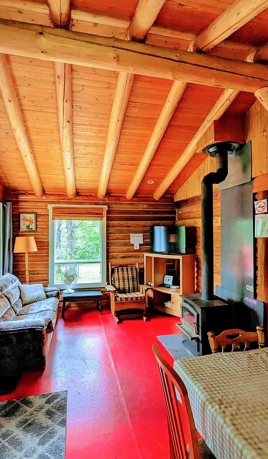 CHALET 4 — Domaine Sylva Outfitter – Domaine Sylva Outfitter