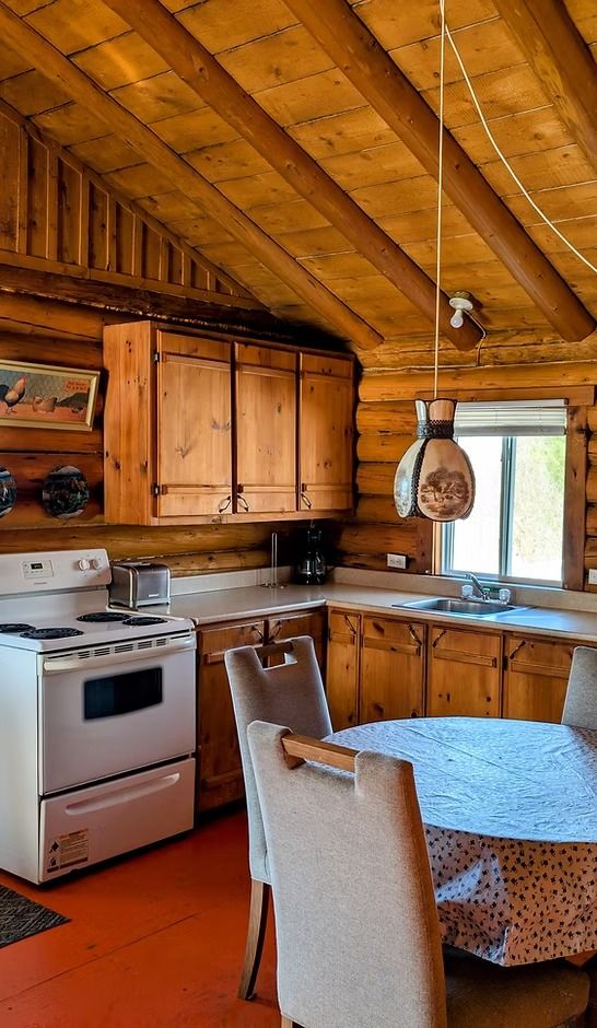 CHALET 7 — Domaine Sylva Outfitter – Domaine Sylva Outfitter