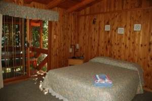 Chalet Cedar Crest – Abram Lake Park