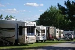 Emplacement de camping et VR — Abram Lake Park – Abram Lake Park