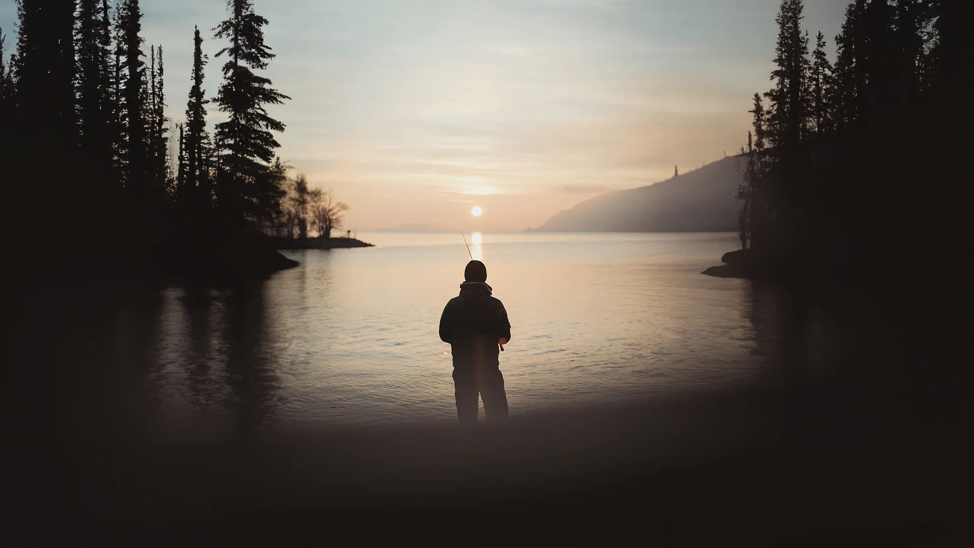 Latreille Lake Lodge — Clark’s Northern Lights Resort – Clark’s Northern Lights Resort