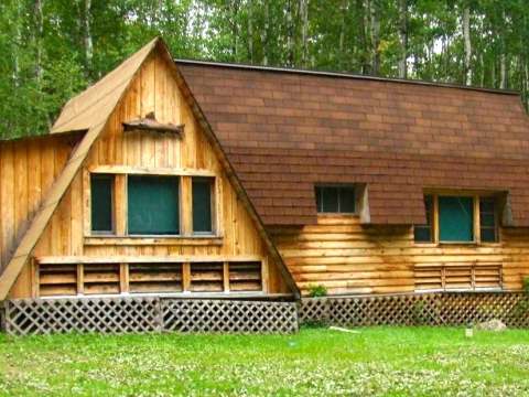 Small Cabin – Eagle Falls Lodge