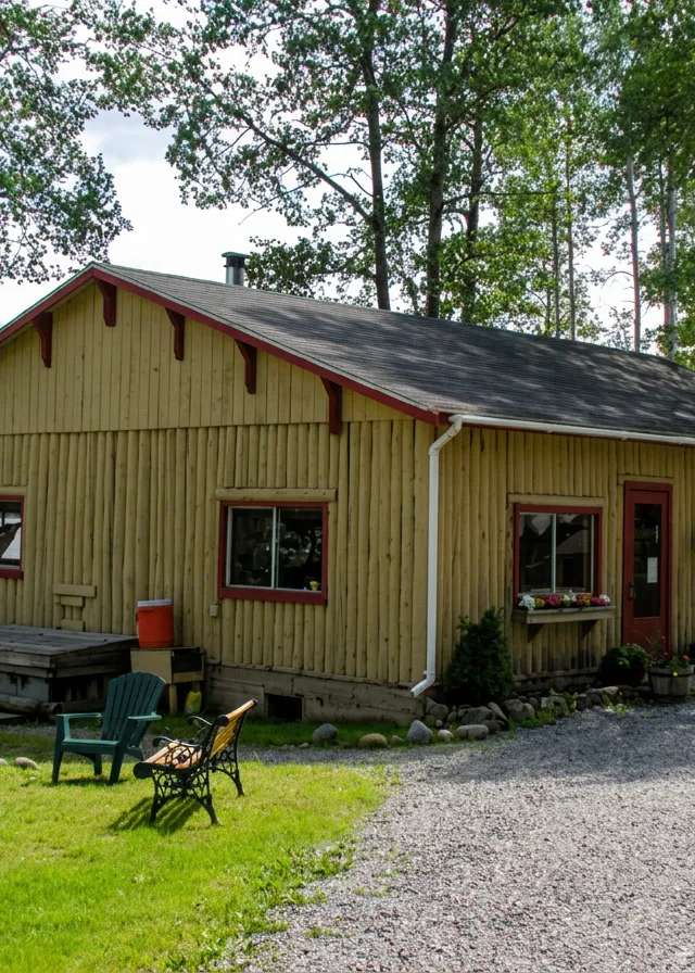 Photo de Flint Wilderness Resort à Thunder Bay, On
