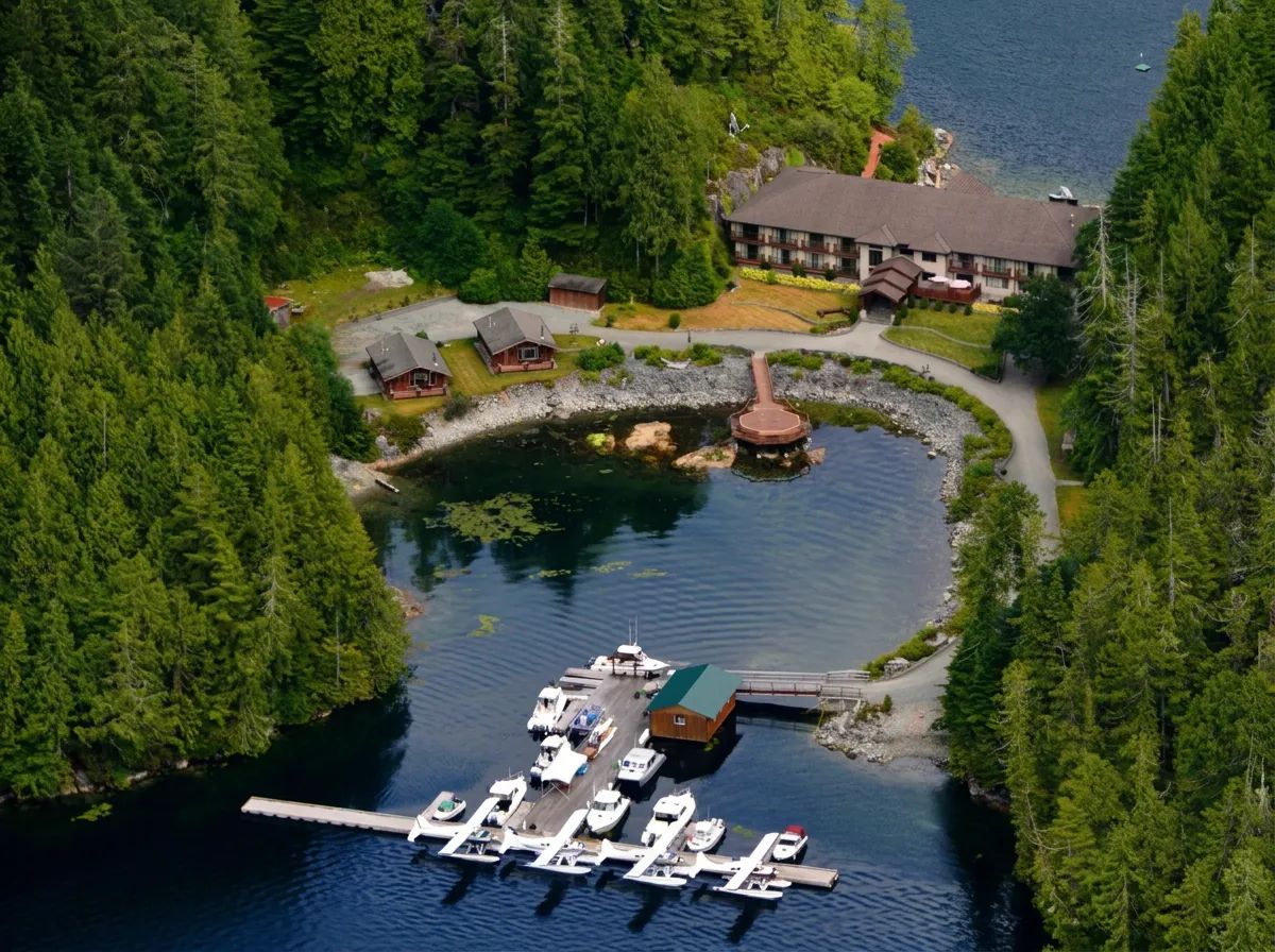 Pacific halibut fishing packages — Eagle Nook Resort – Eagle Nook Resort