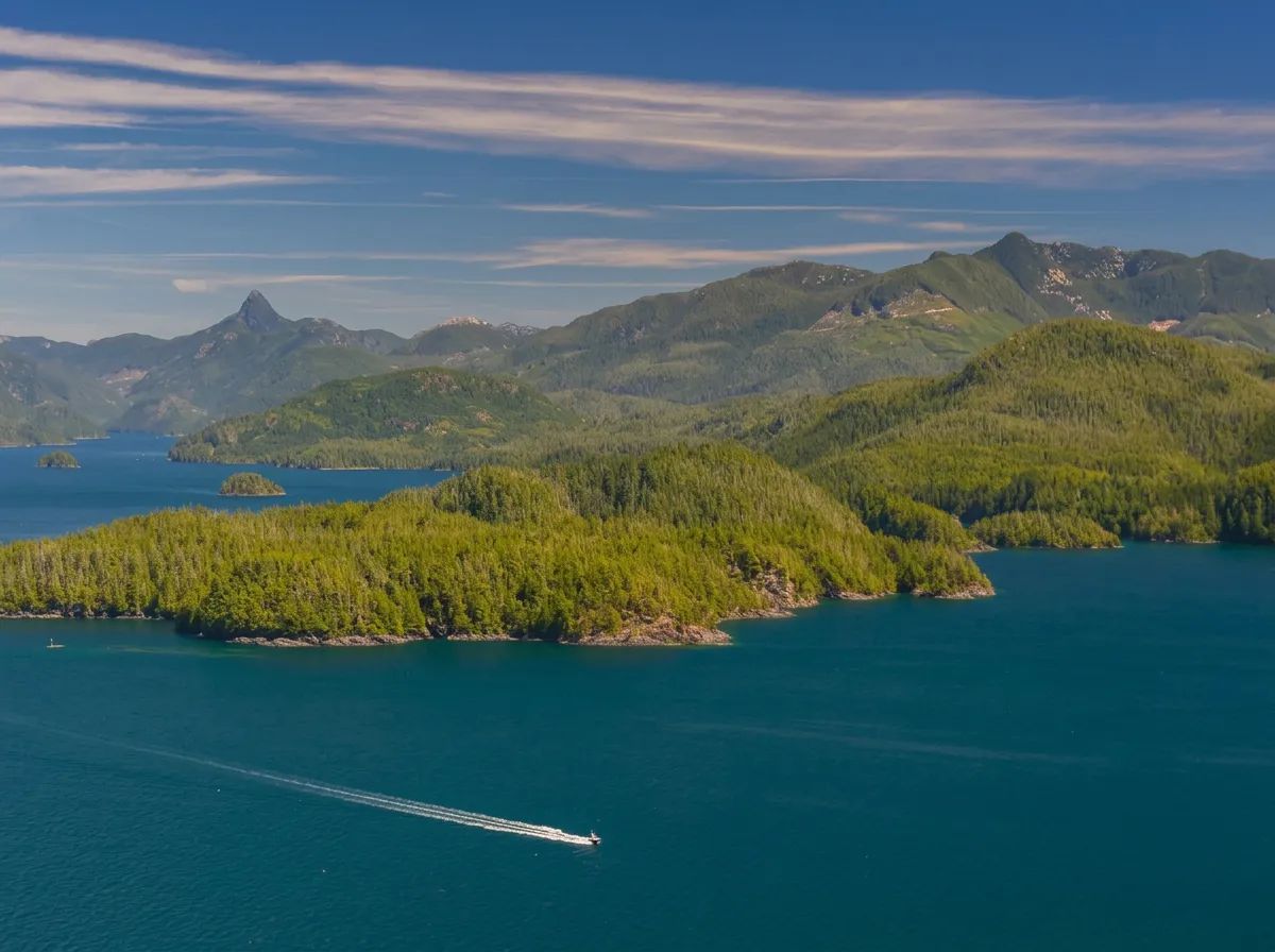 Chinook salmon fishing packages — Nootka Island Lodge – Nootka Island Lodge