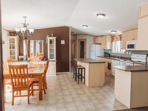 Chalet Corbett Creek – Corbett Creek Outfitters