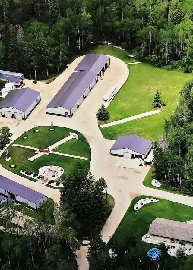 Photo of Interlake Safaris/Hunts from the Heart in Interlake, MB